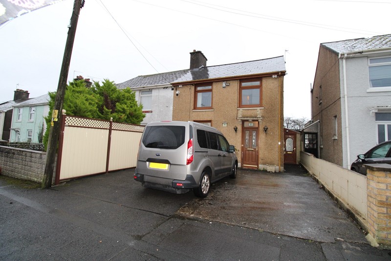 Uxilla Terrace, Bridgend