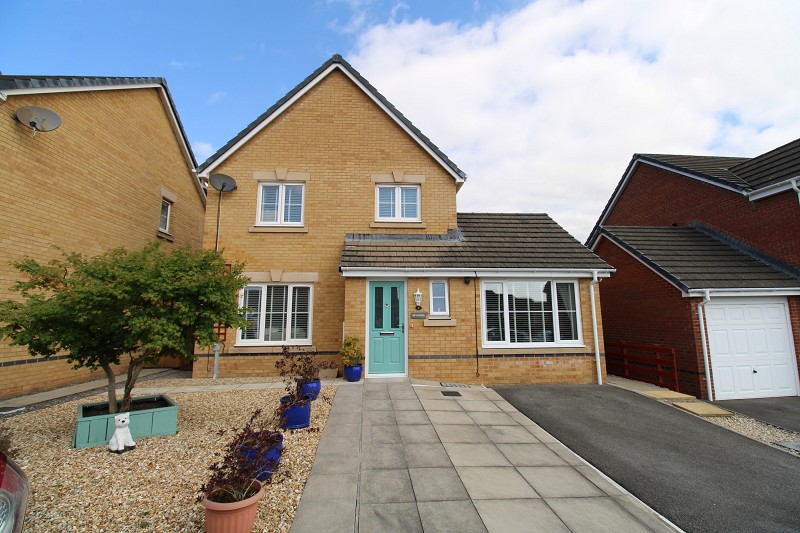 Clos Gwaith Brics, Bridgend